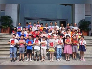 人民日报，研学旅行，莫让行走偏离初衷