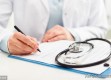 医生回应男子往手指打玻尿酸事件，理性审视美容注射的边界与风险