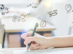 高考数学落幕，考生直呼‘考爽了’——智慧与策略的精彩较量